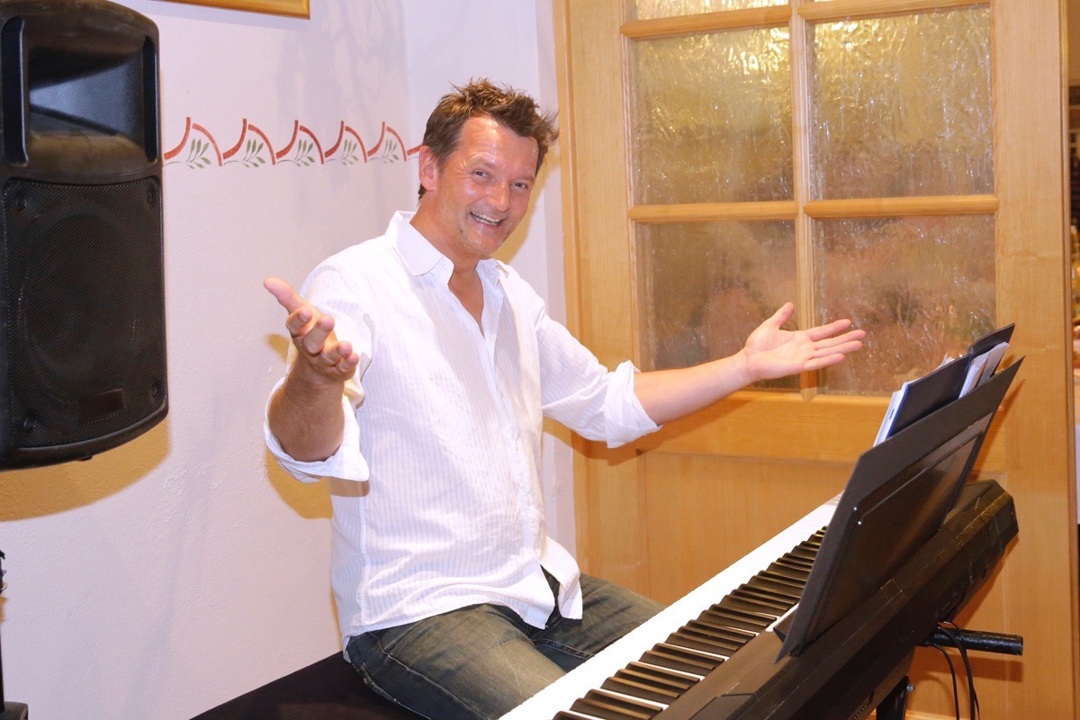 Martin Rumberger am Keyboard
